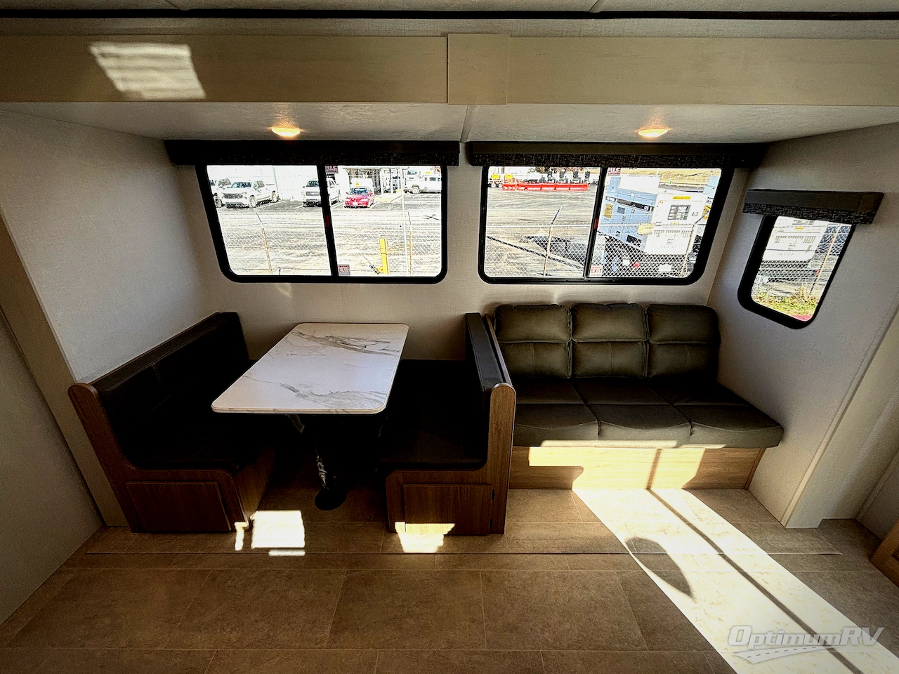 2026 Dutchmen Aspen Trail 38DS Photo 6