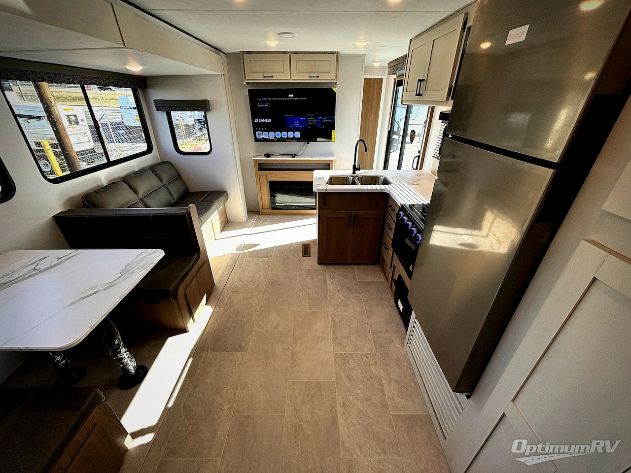 2026 Dutchmen Aspen Trail 38DS Photo 5