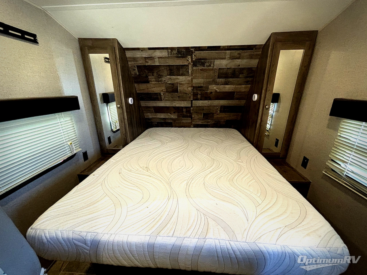 2019 Dutchmen Aspen Trail 25BH Photo 12