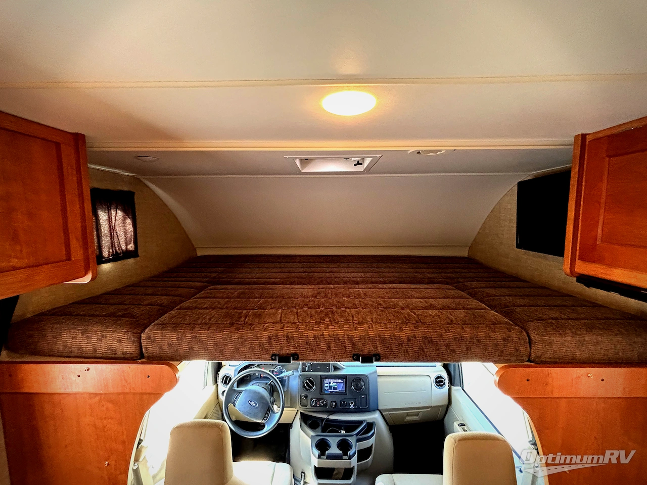 2017 Winnebago Spirit 25B Photo 11