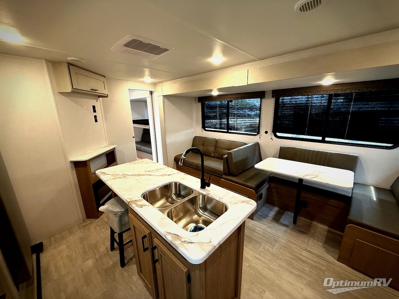 2026 Dutchmen Aspen Trail 3310 BHS Photo 5