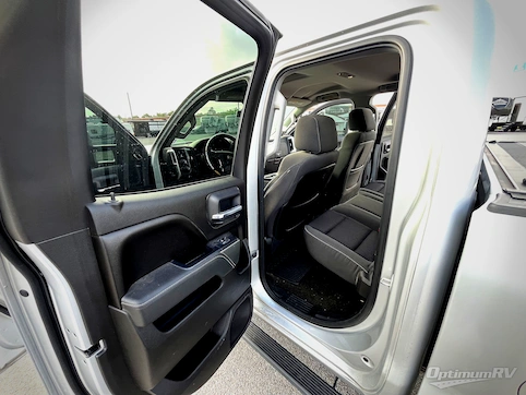 2015 Chevrolet Silverado 2500HD RV Photo 3