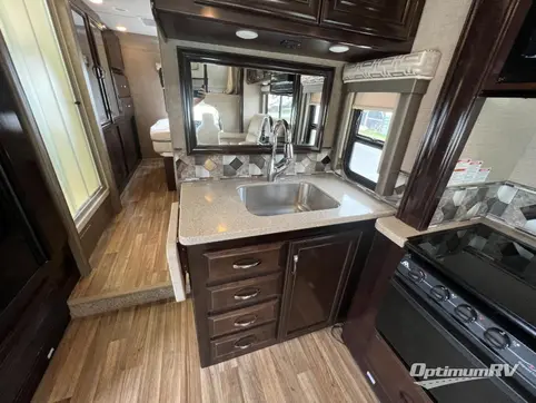 2018 Thor Quantum RQ29 RV Photo 3