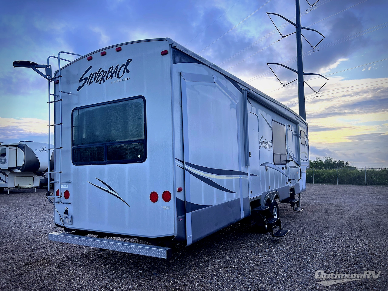 2013 Forest River Cedar Creek Silverback 35FL Photo 2