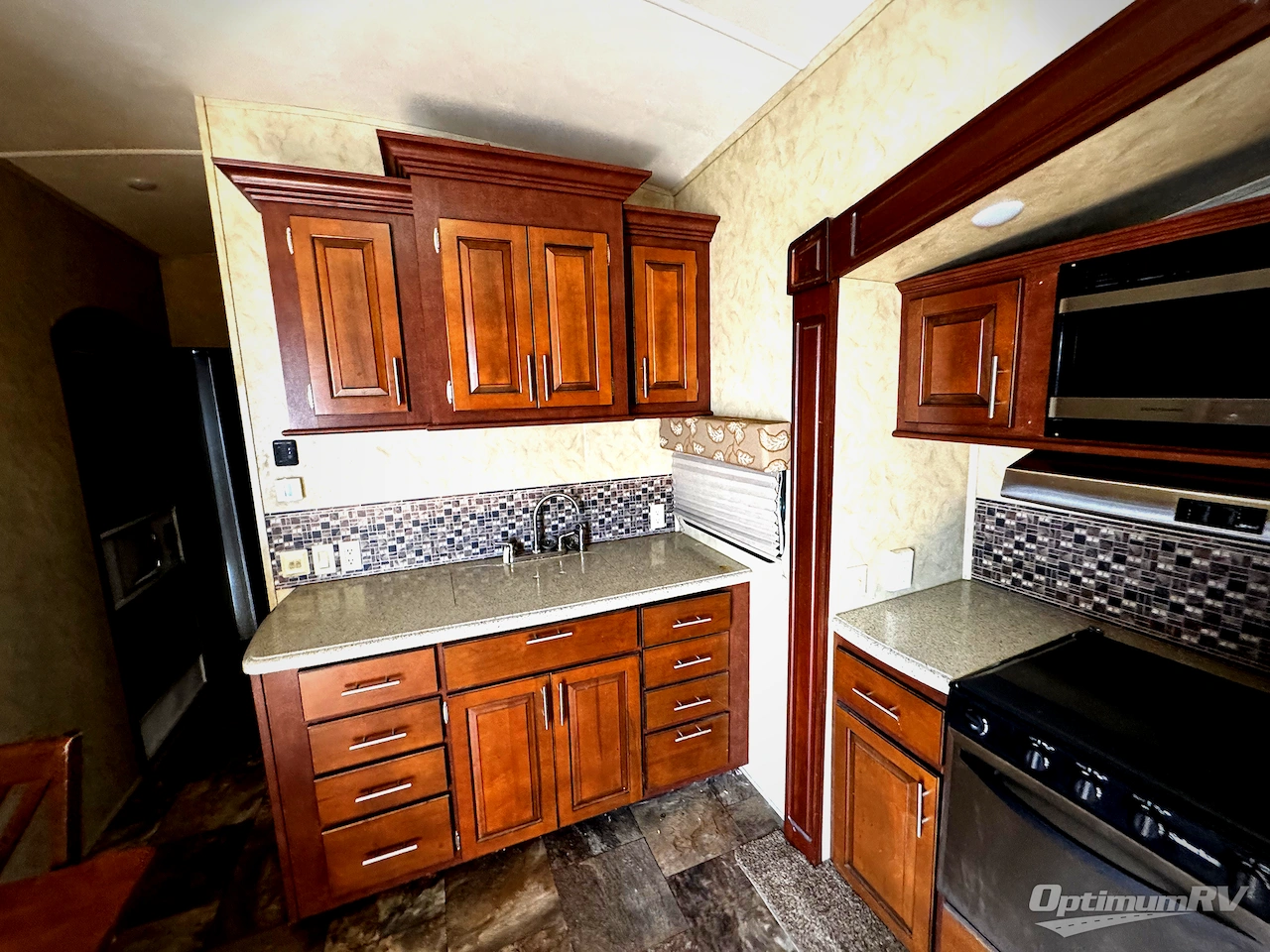 2013 Forest River Cedar Creek Silverback 35FL Photo 6