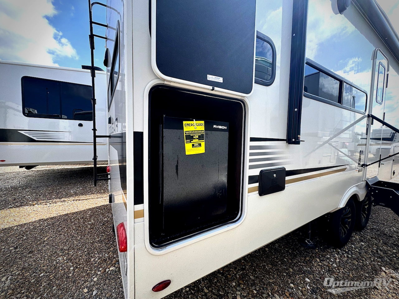 2027 Keystone Cougar 260MLE Photo 4