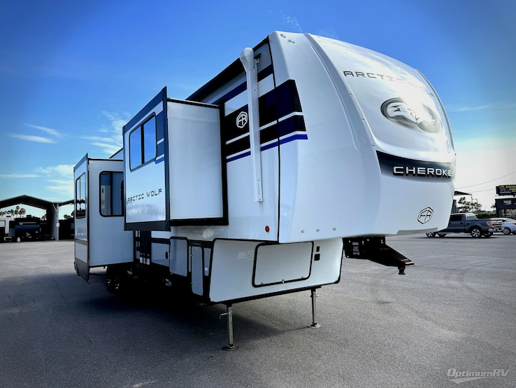 2027 Forest River Cherokee Arctic Wolf 3950SUITE RV Photo 1