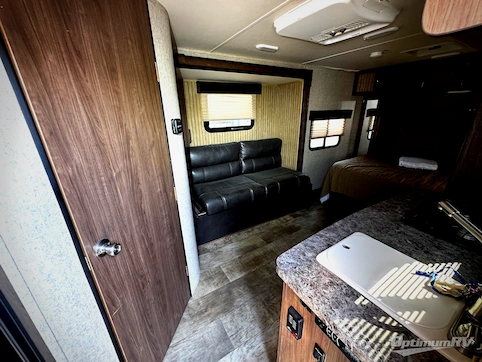 2016 Palomino PaloMini 181FBS RV Photo 2