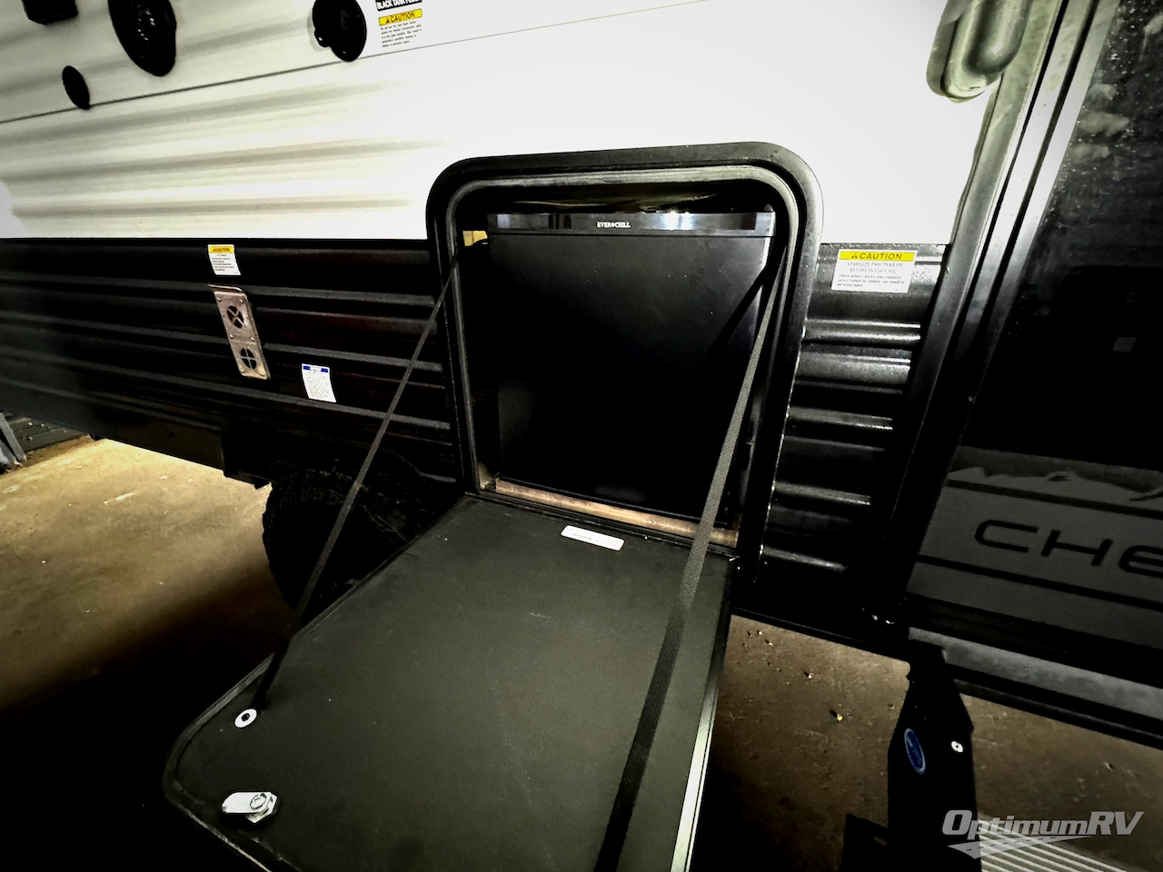 2026 Forest River Cherokee Wolf Pup 16BHSW Photo 9