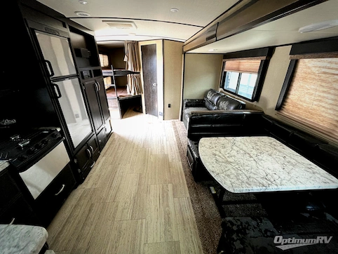 2018 Grand Design Imagine 2800BH RV Photo 2