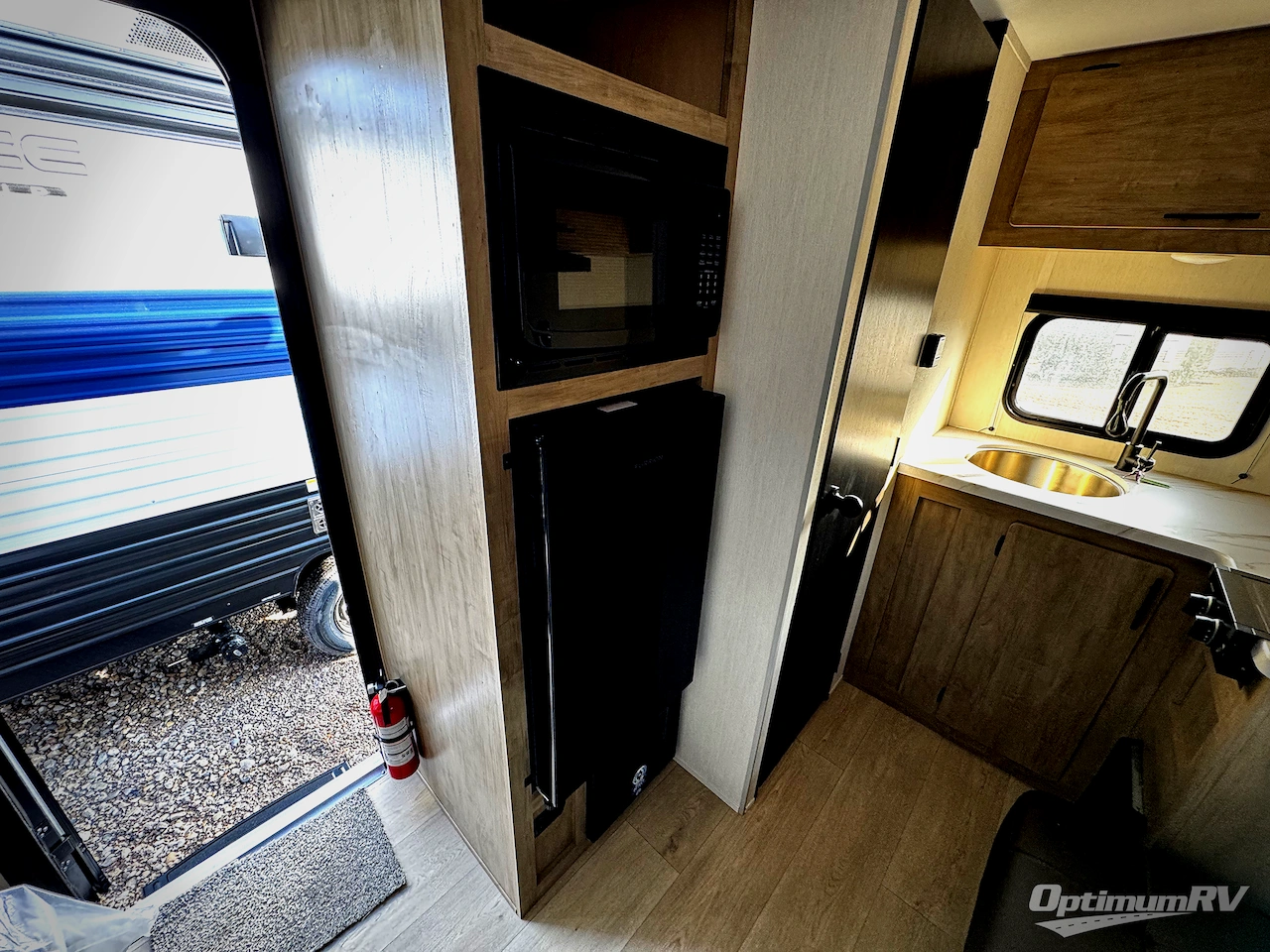 2026 Forest River Cherokee Wolf Pup 14RKLP Photo 7