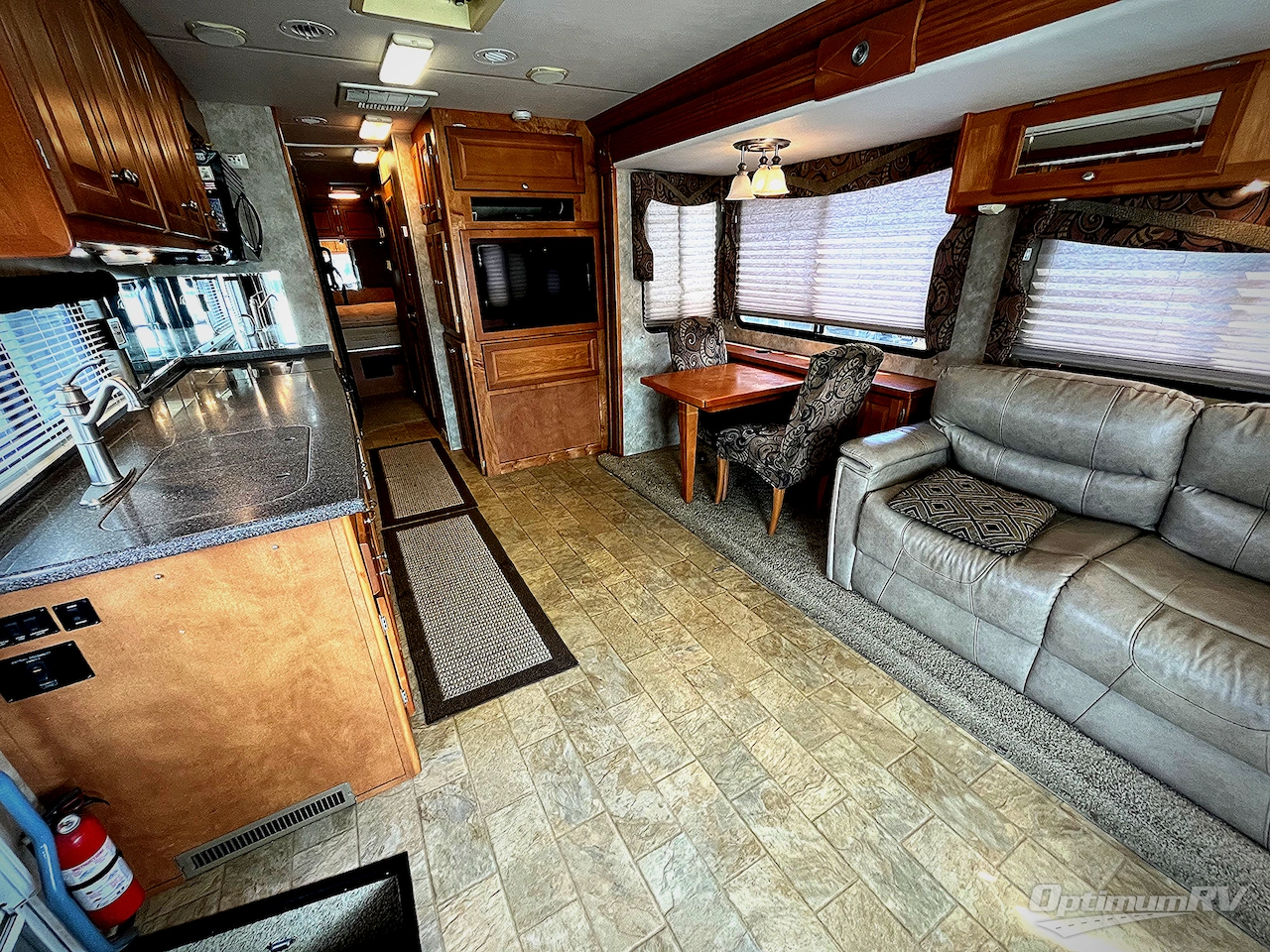2008 Gulf Stream Crescendo 8356 Photo 9