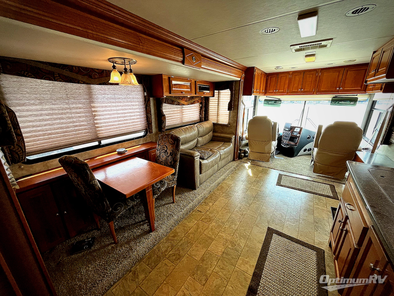 2008 Gulf Stream Crescendo 8356 Photo 12