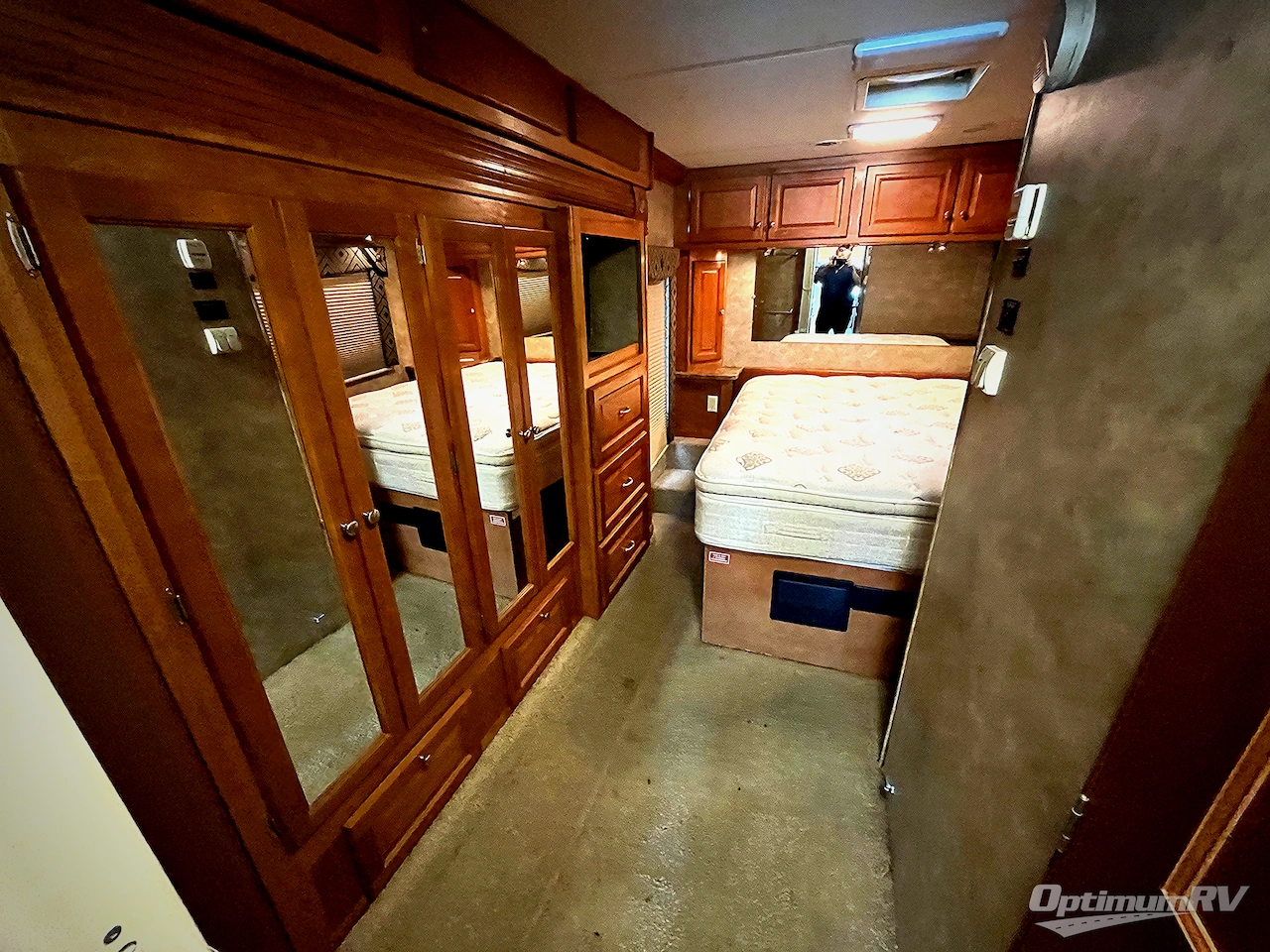 2008 Gulf Stream Crescendo 8356 Photo 27