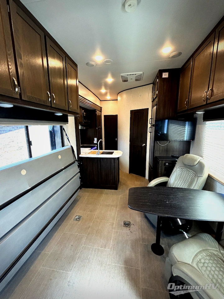 2019 Jayco Octane T30F Photo 6