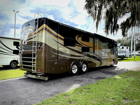 2014 Forest River Charleston 430BH RV Photo 2