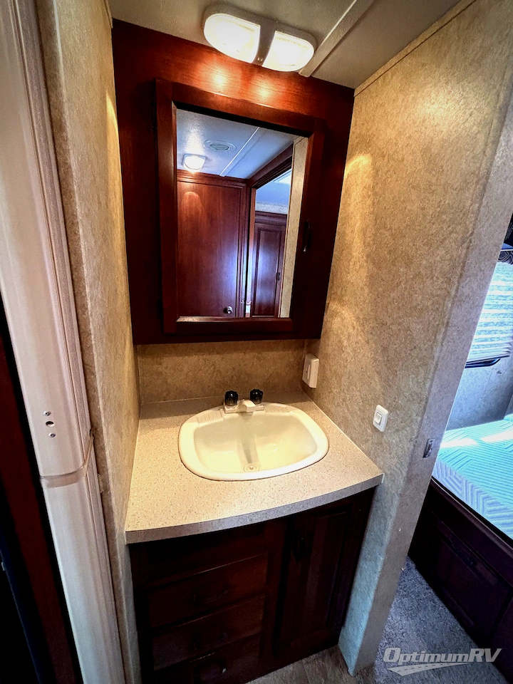 2013 Forest River Sunseeker 2500TS Chevy Photo 13