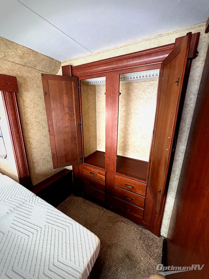 2013 Forest River Sunseeker 2500TS Chevy Photo 16