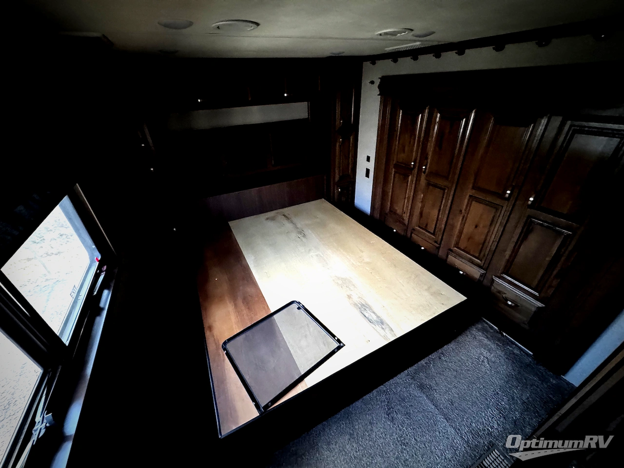 2019 Forest River RiverStone 39FKTH Photo 7