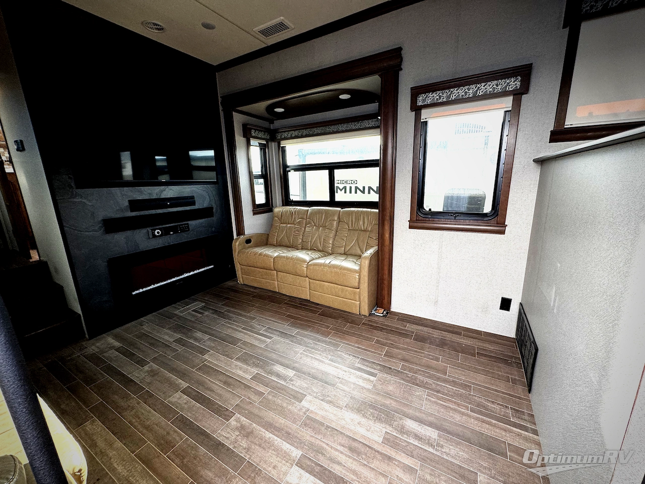 2019 Forest River RiverStone 39FKTH Photo 6