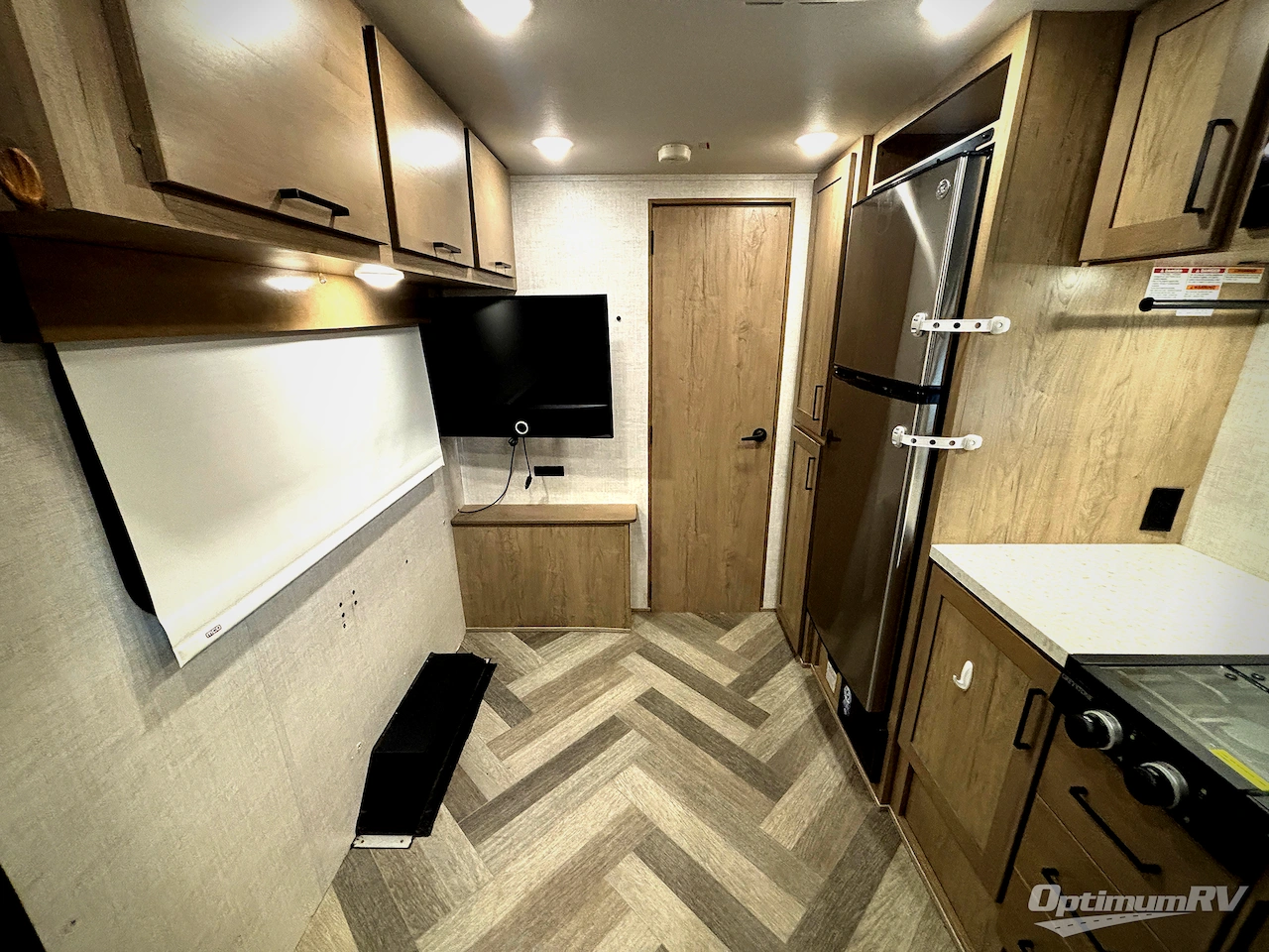 2022 Ember Overland Series 170MRB Photo 4