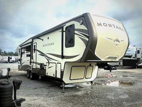 Used 2018 Keystone Montana 3721RL Featured Photo