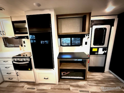 2025 Jayco Jay Flight SLX 330TBS RV Photo 2