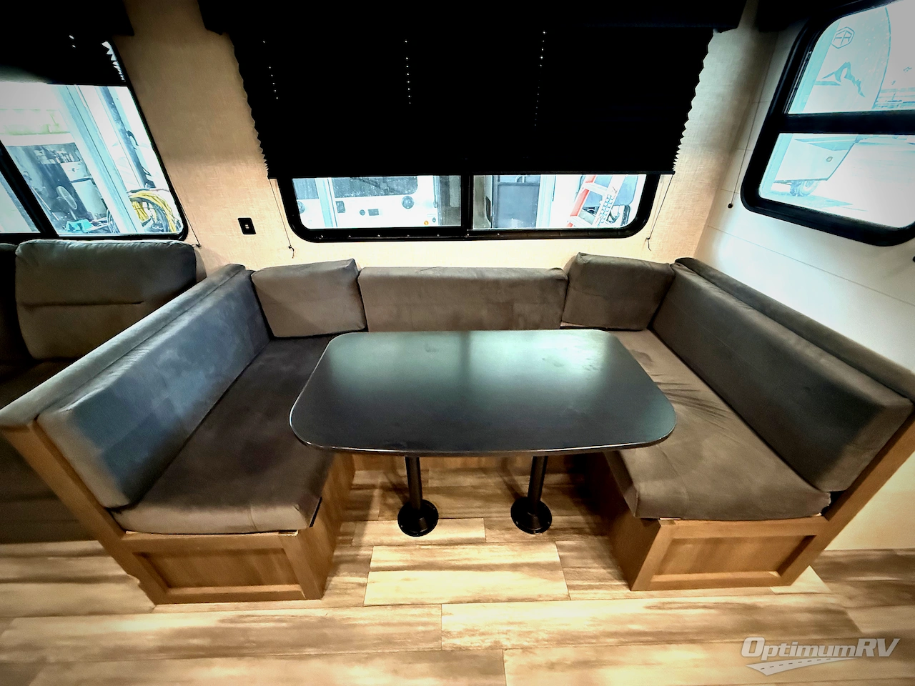 2025 Jayco Jay Flight SLX 330TBS Photo 6