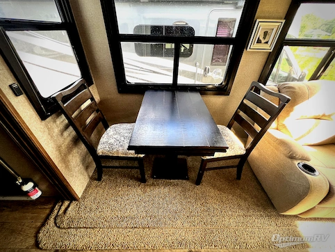 2019 Jayco Eagle 321RSTS RV Photo 3