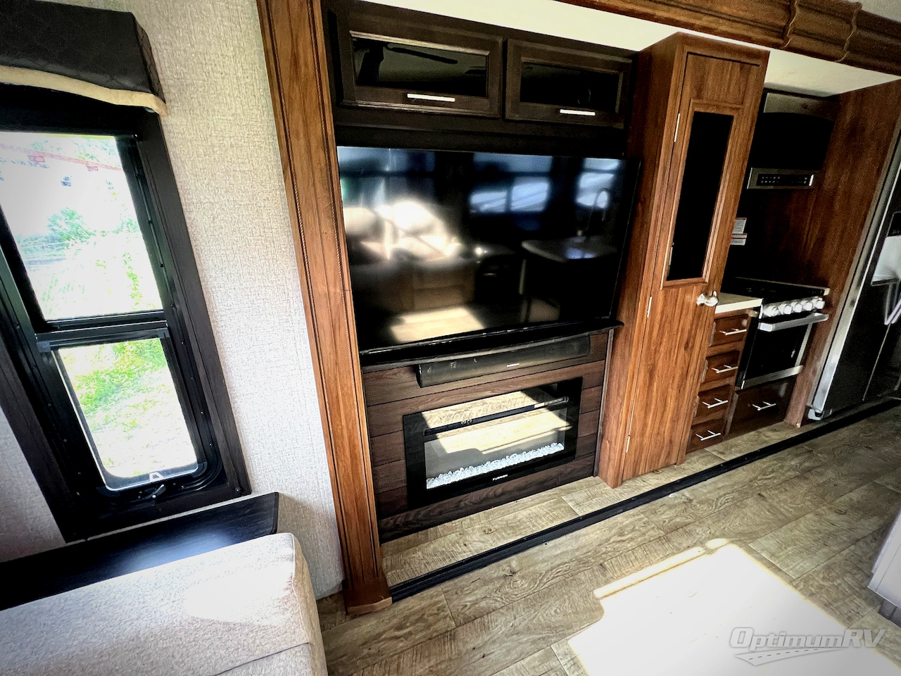 2019 Jayco Eagle 321RSTS Photo 7