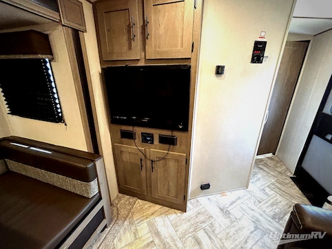 2021 Keystone Springdale 242RKWE RV Photo 4