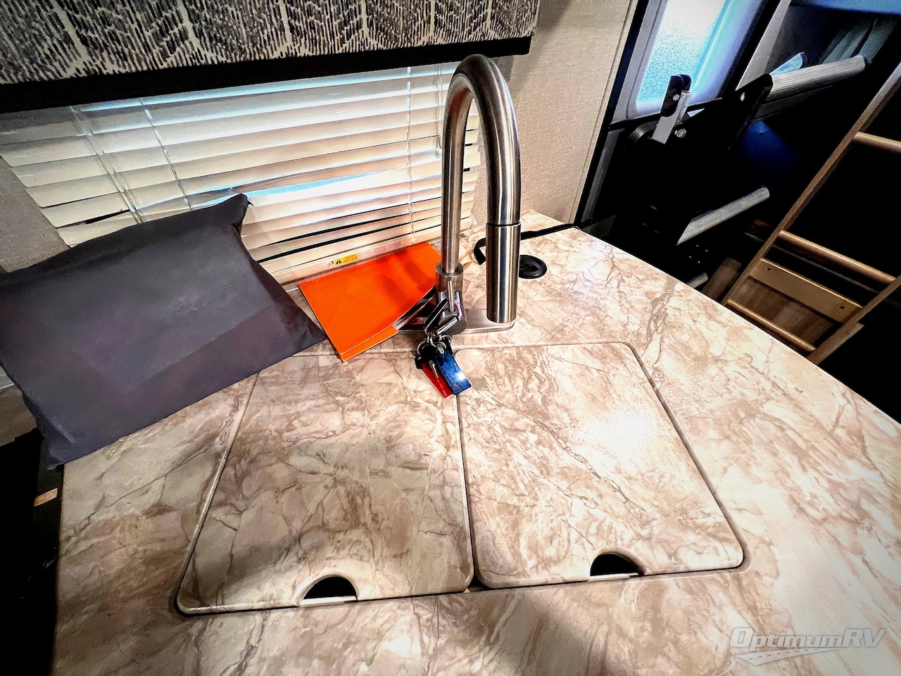 2021 Coachmen Catalina Legacy 263BHSCK Photo 7