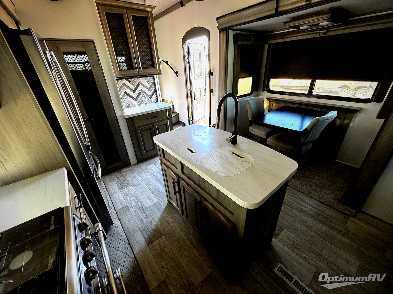 2022 Keystone Montana 3791RD Photo 11