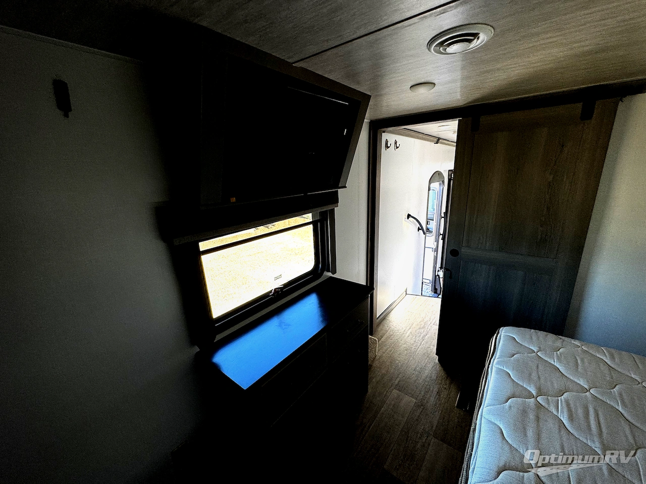 2022 Keystone Montana 3791RD Photo 23