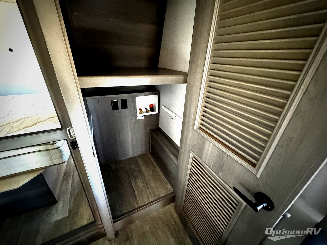 2022 Keystone Montana 3791RD Photo 24