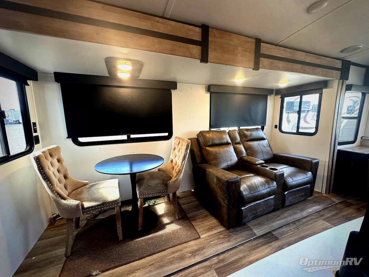 2023 Keystone Outback 328RL Photo 5