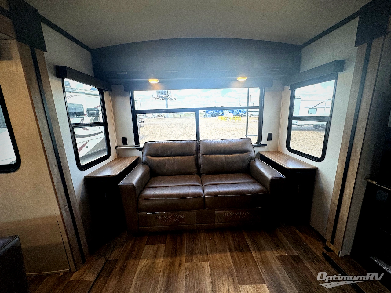 2023 Keystone Outback 328RL Photo 6