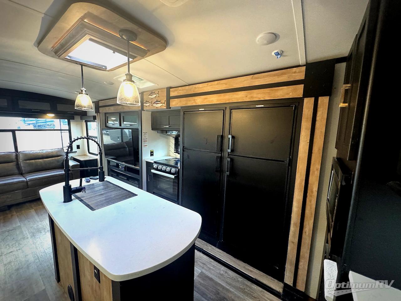 2023 Keystone Outback 328RL Photo 8