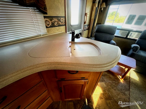 2008 Keystone Montana 2955RL RV Photo 3