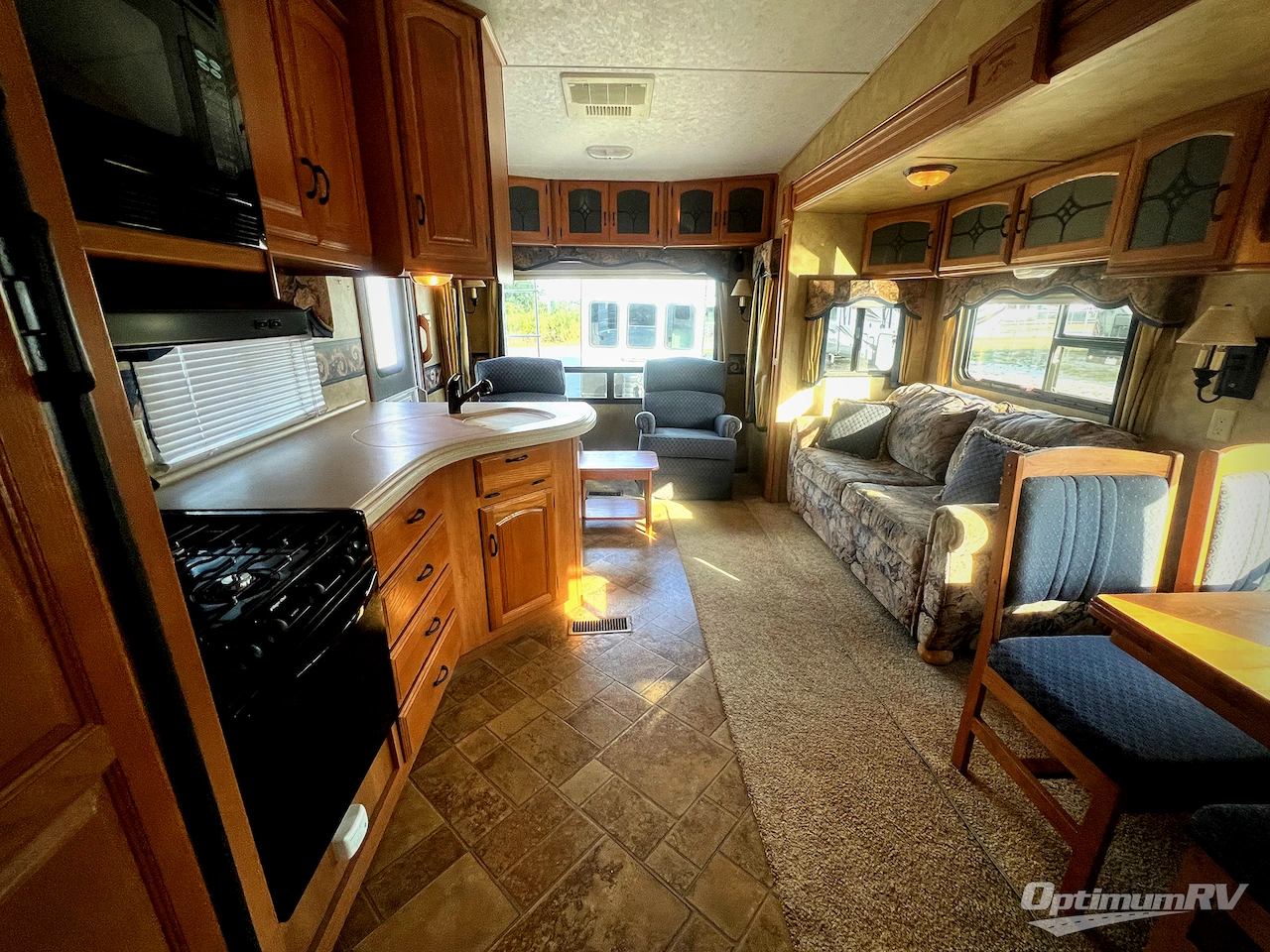 2008 Keystone Montana 2955RL Photo 4