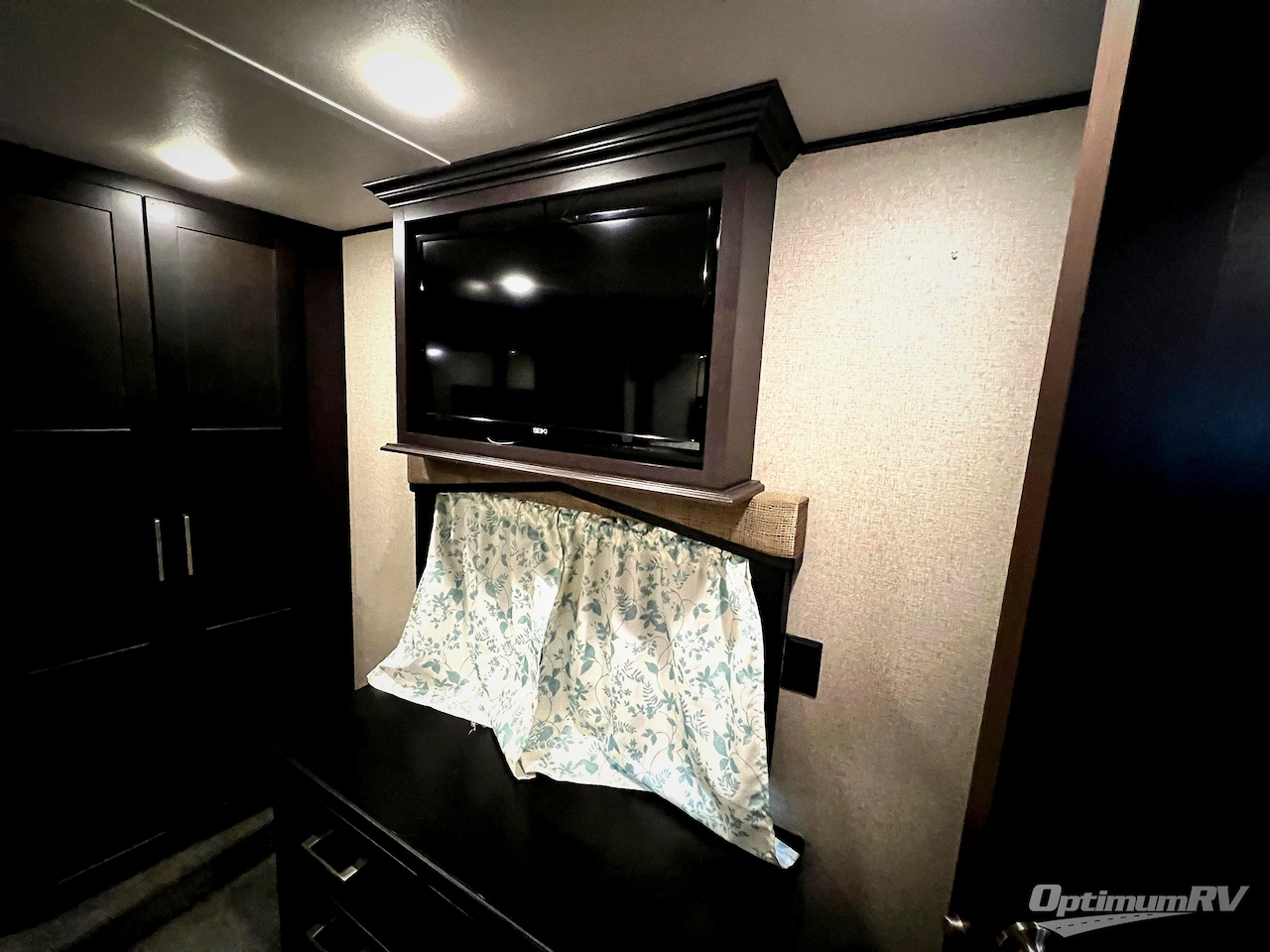 2017 Keystone Raptor 426TS Photo 27