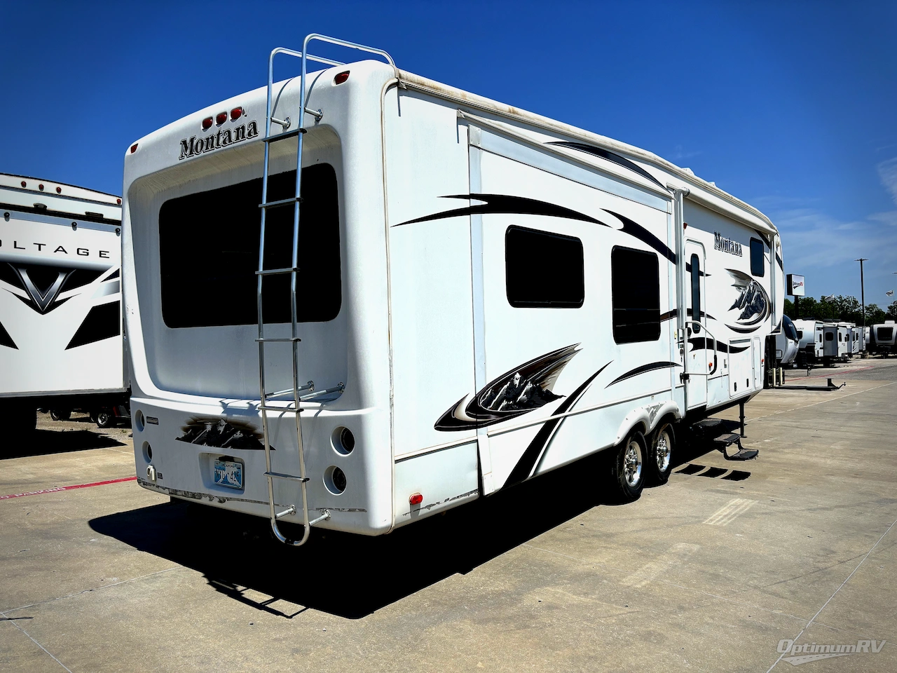 2011 Keystone Montana 3665 RE Photo 2