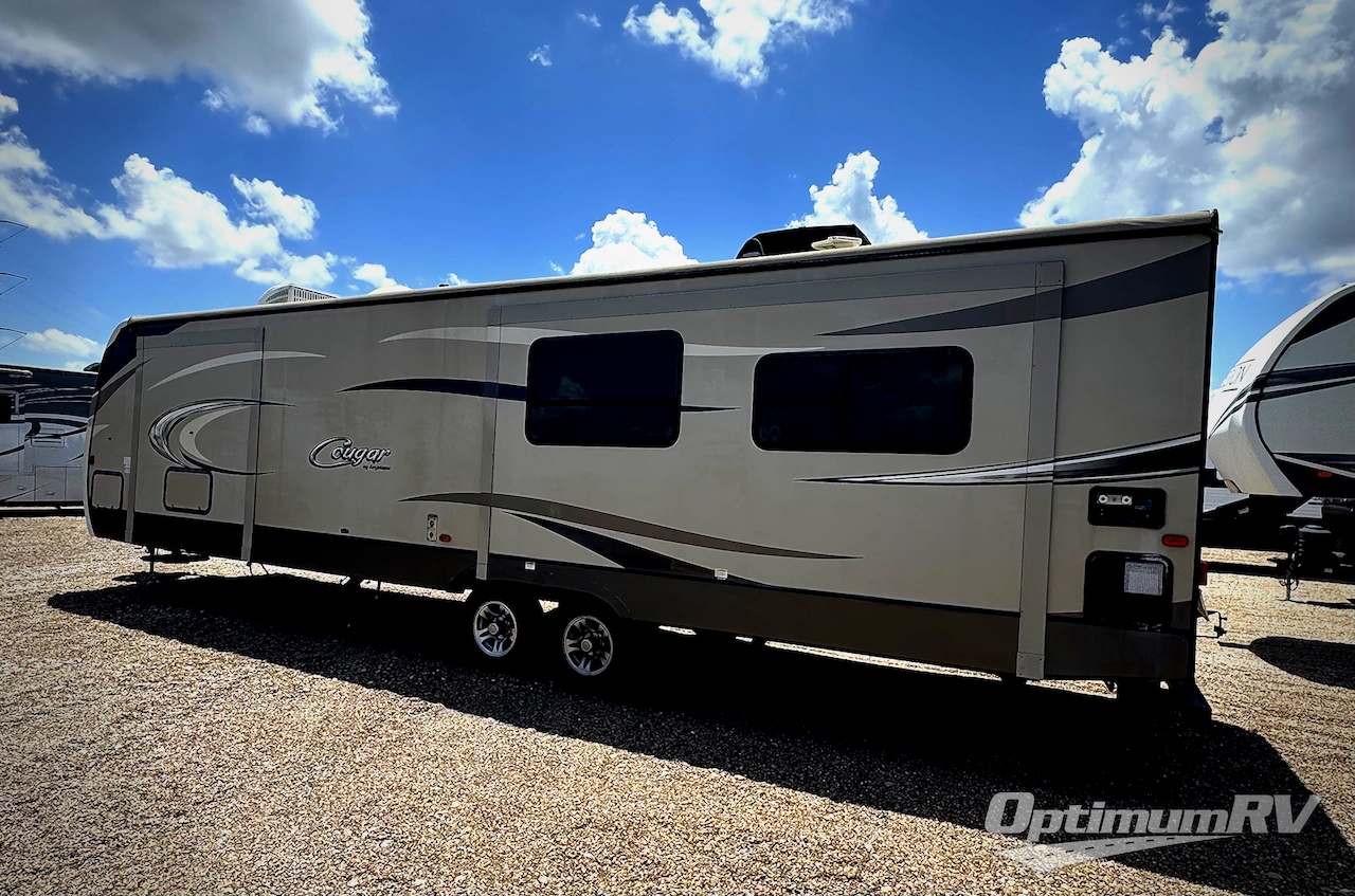 2017 Keystone Cougar X-Lite 30RLI Photo 3