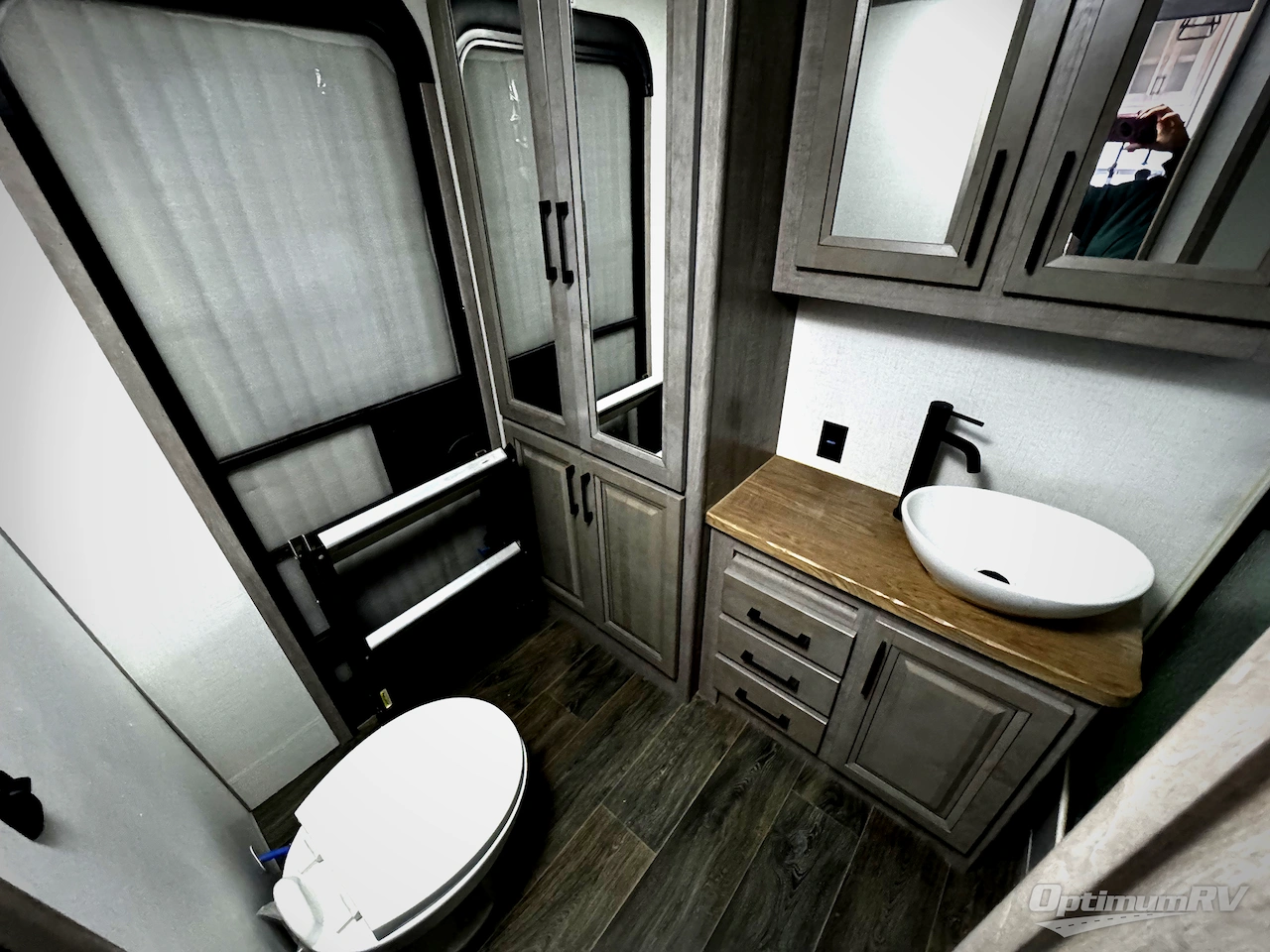 2023 Dutchmen Yukon 412DB Photo 9