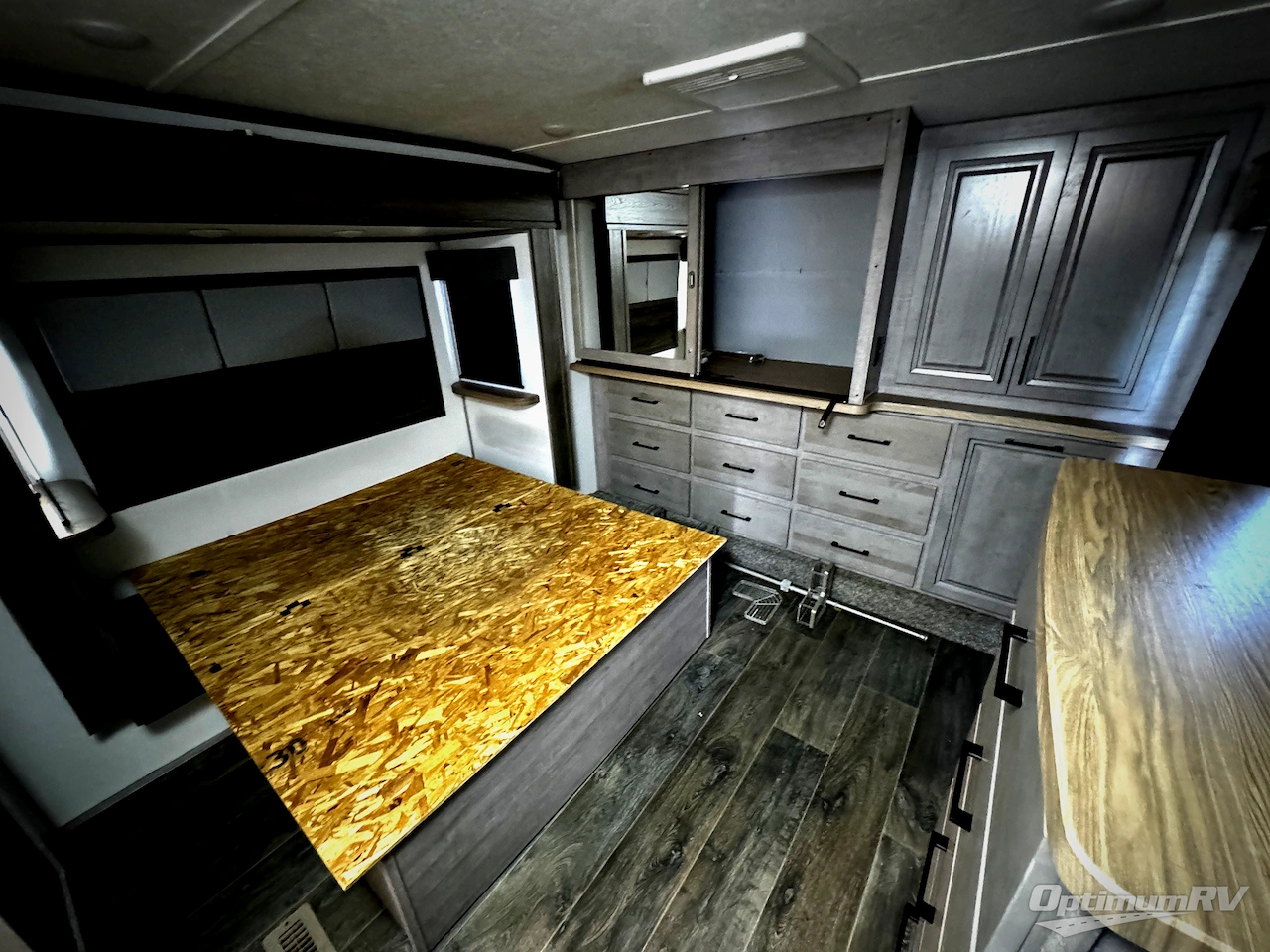 2023 Dutchmen Yukon 412DB Photo 12