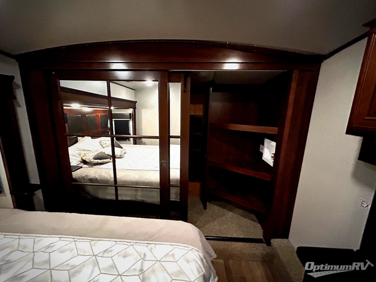 2019 Jayco Pinnacle 32RLTS Photo 10