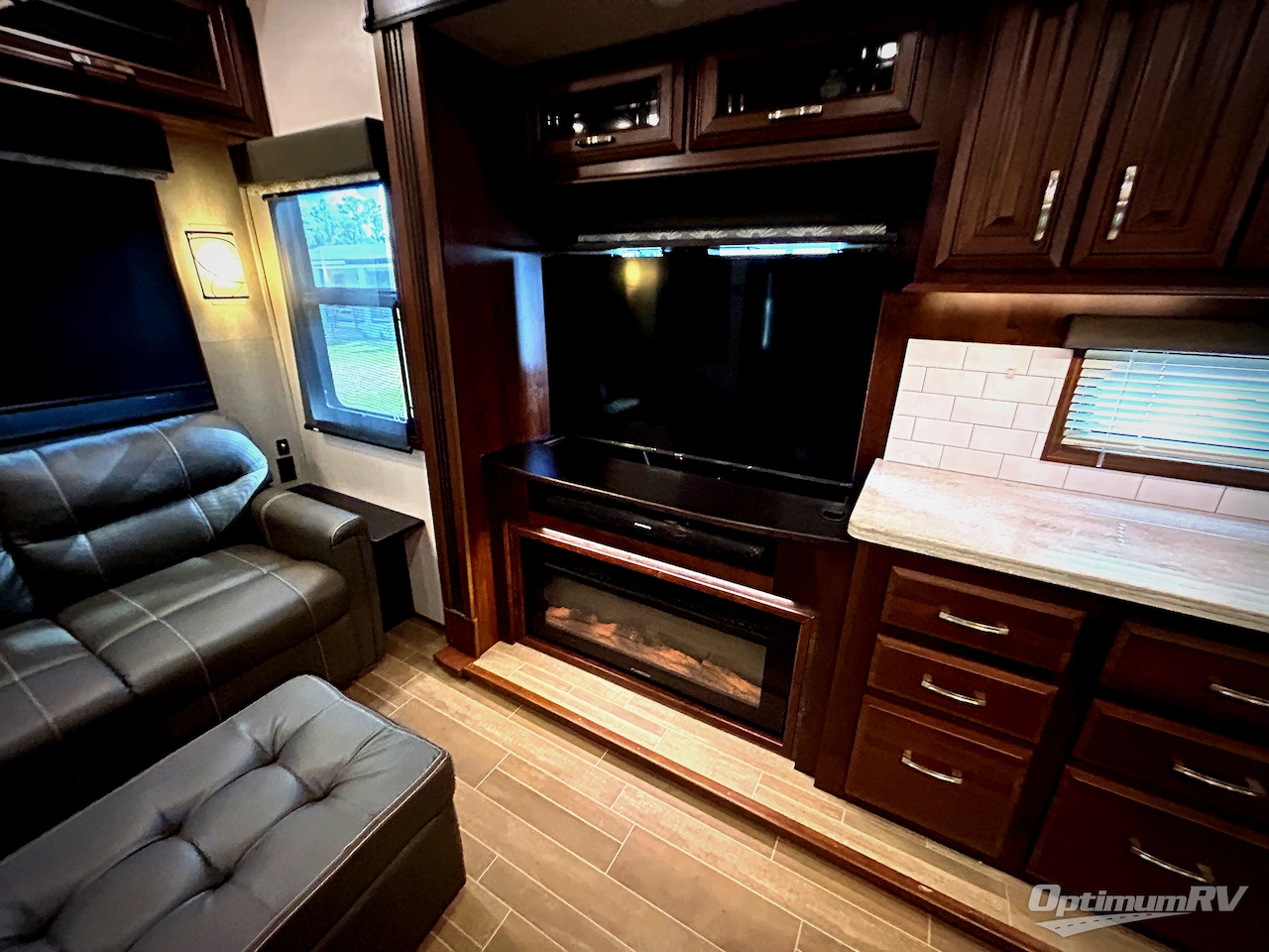2019 Jayco Pinnacle 32RLTS Photo 18
