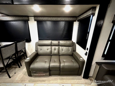 2022 KZ Durango D333RLT RV Photo 4