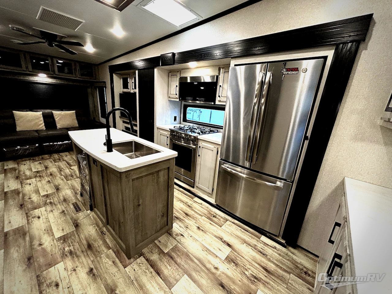 2022 KZ Durango D333RLT Photo 17