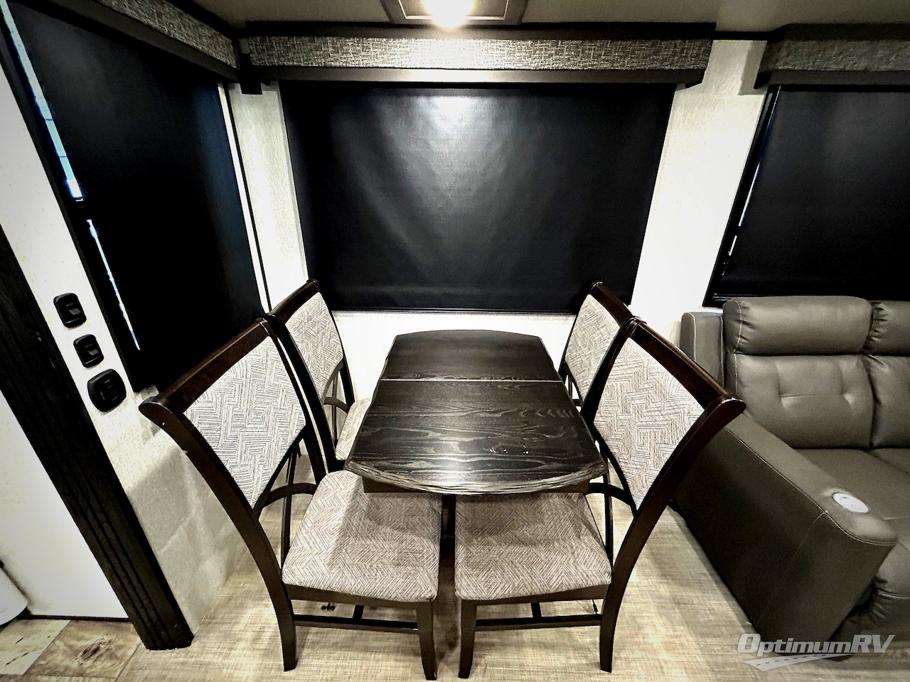 2022 KZ Durango D333RLT Photo 18